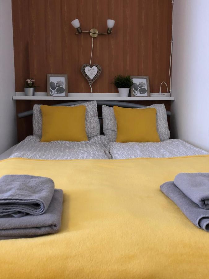 Milla Apartman Szentendre Exterior foto